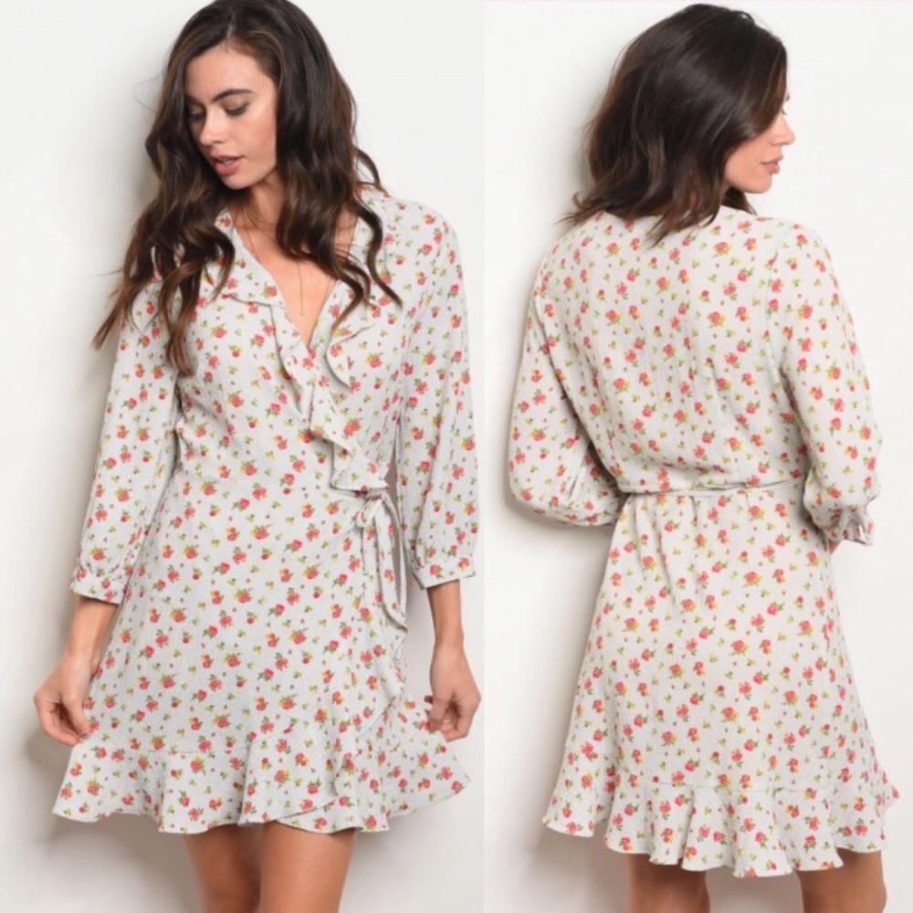 🎉Host Pick 11/19/19 🌟Wrap Dress🌟 - Picture 1 of 3